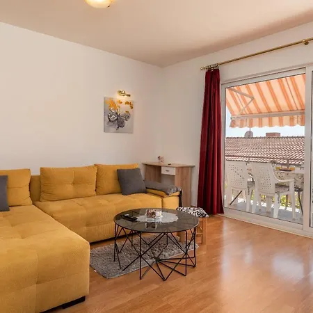 Comfortable Near The Sea