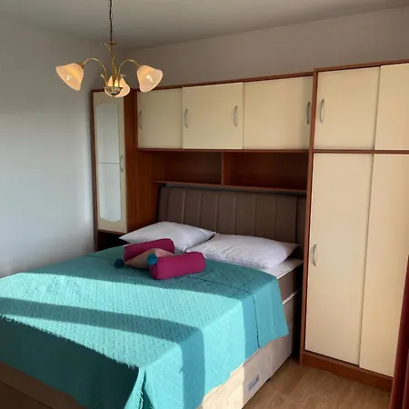 Comfortable Near The Sea * Τρογκίρ
