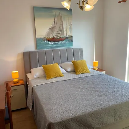 Comfortable Near The Sea تروغير