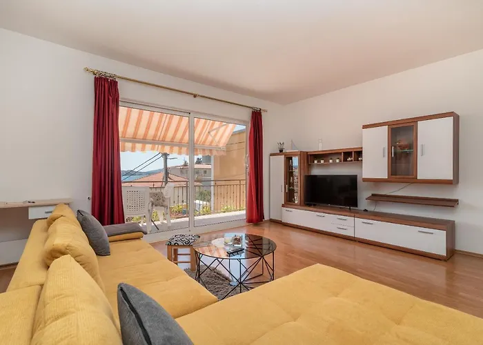Comfortable Near The Sea