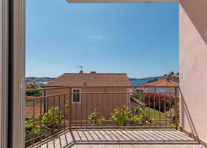 Διαμέρισμα Comfortable Near The Sea