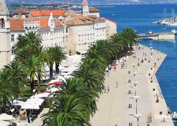 Apartament Comfortable Near The Sea Trogir
