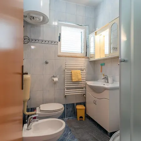 Comfortable Near The Sea Apartman