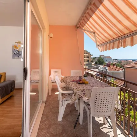 Comfortable Near The Sea