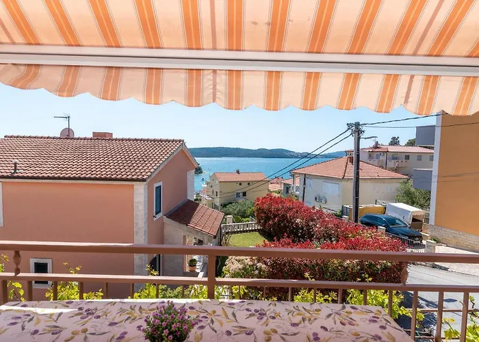 Comfortable Near The Sea Appartement Trogir