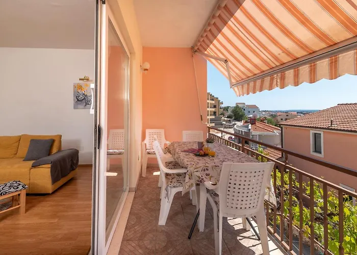 Comfortable Near The Sea