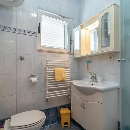 Apartment Comfortable Near The Sea *