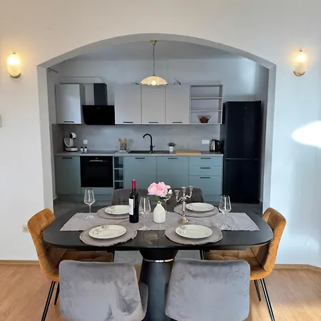 Comfortable Near The Sea