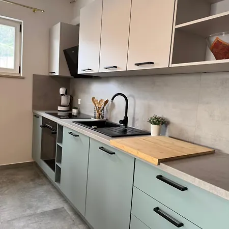 Comfortable Near The Sea Apartment *